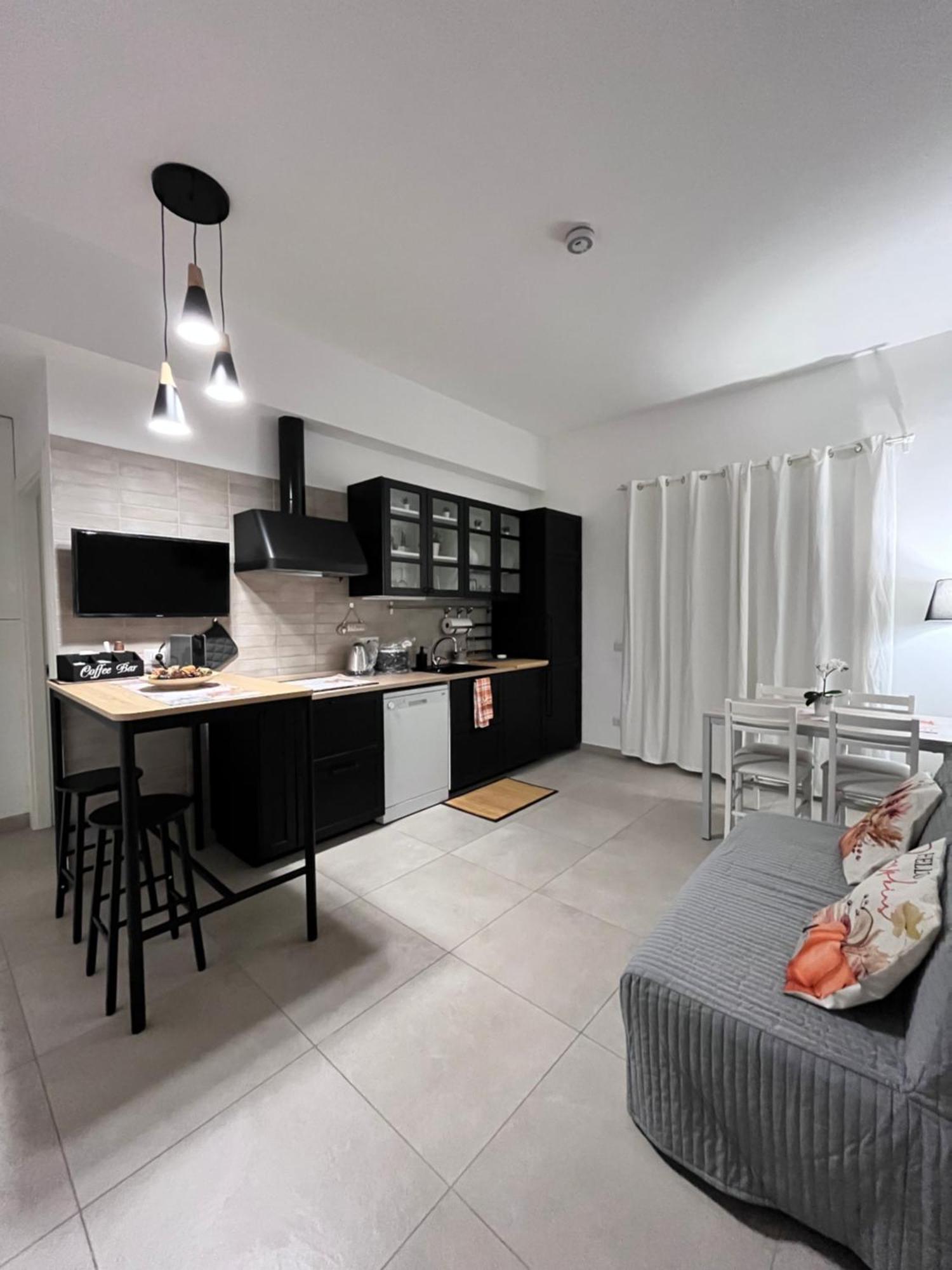 Domus Gina Apartment *